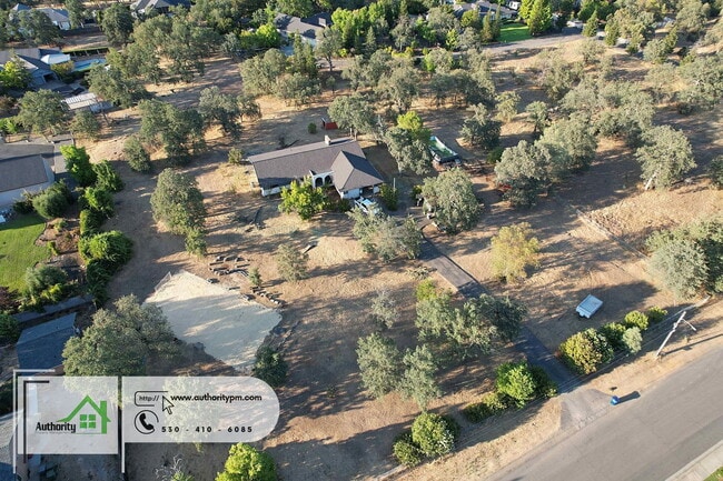 Photo - 19434 Hollow Ln