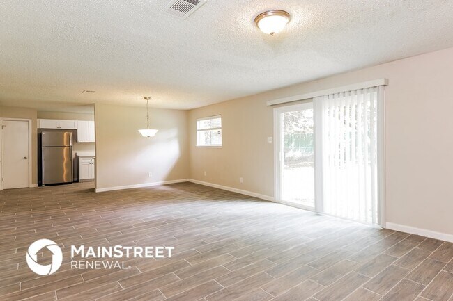 Photo - 414 Crusader Dr