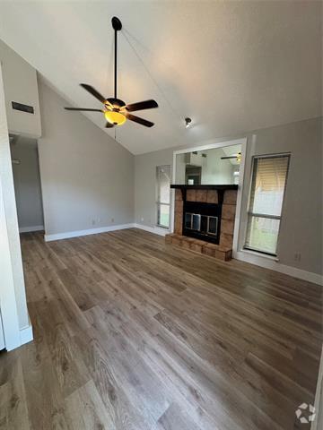 Building Photo - 420 S Las Vegas Trail Rental