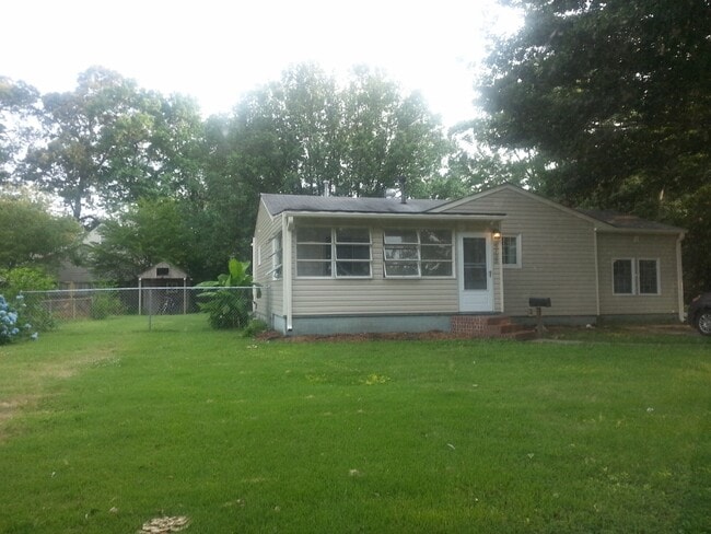 Photo - 4733 Adler Ave