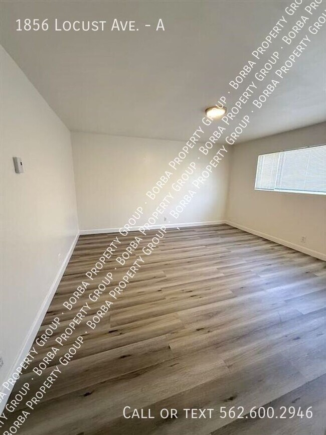 Photo - 1856 Locust Ave Unit A