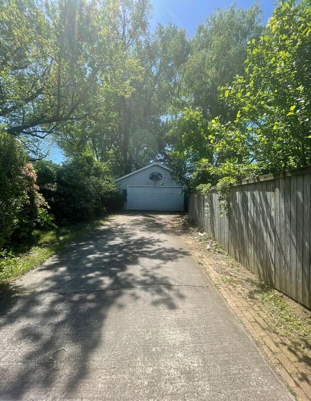 Photo - 528 Lindbergh Ave