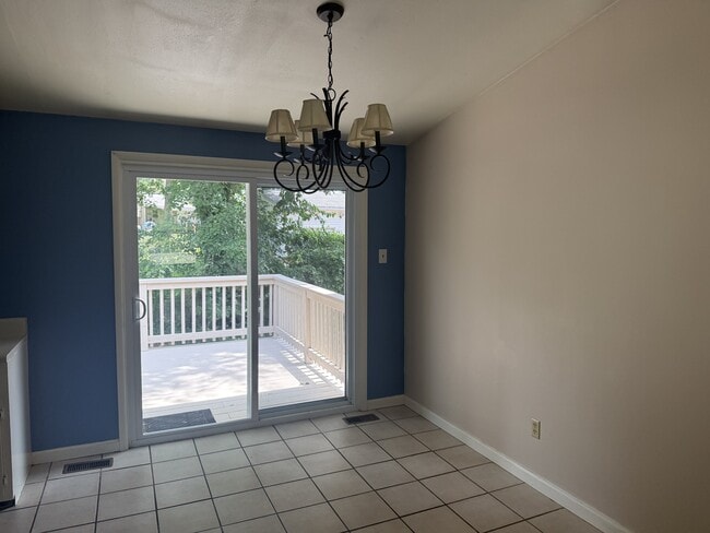 Photo - 315 Philray Rd