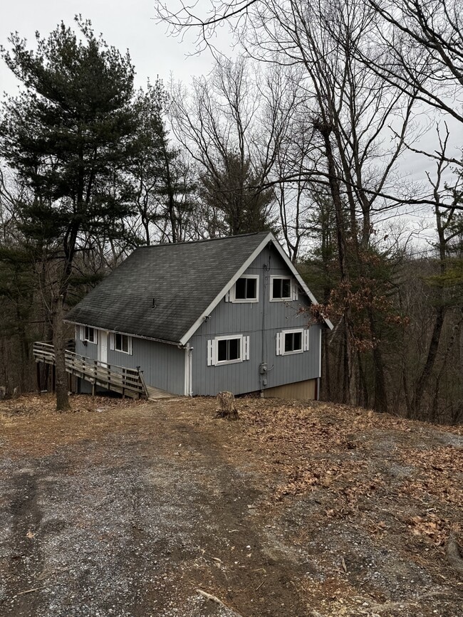 Photo - 149 Hemlock Ln Casa
