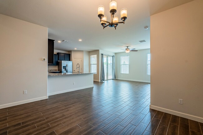32866 N Jamie Ln
