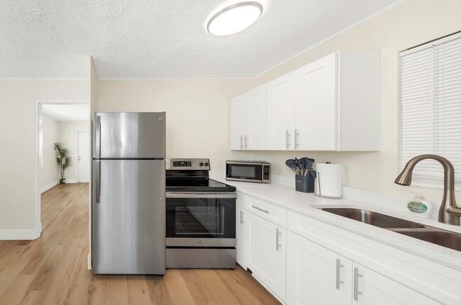 Building Photo - 416 Skinner Blvd Unit 416  B