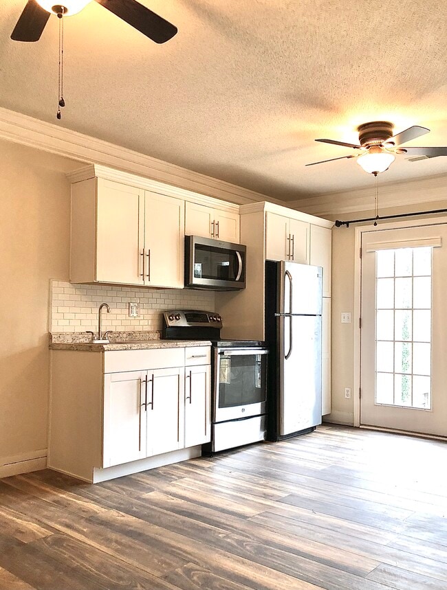 Photo - 1185 Johnson Rd Unit Johnson Studio