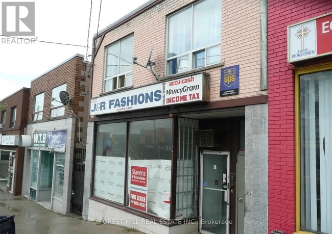 Photo - 2530 Eglinton Ave W Unité 1