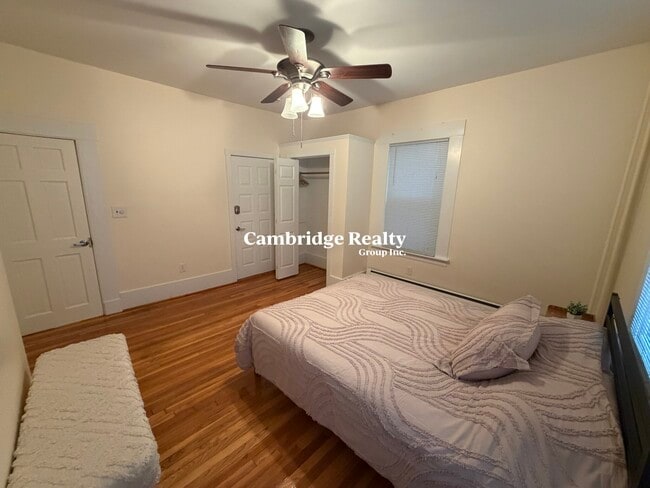 Building Photo - 69 Oak St Unit 1T