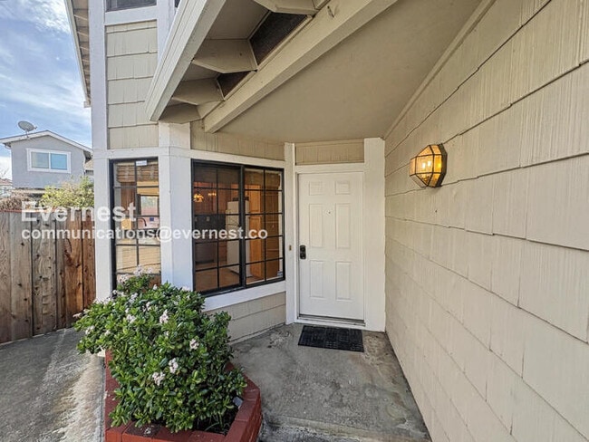 Photo - 4764 Woodduck Common