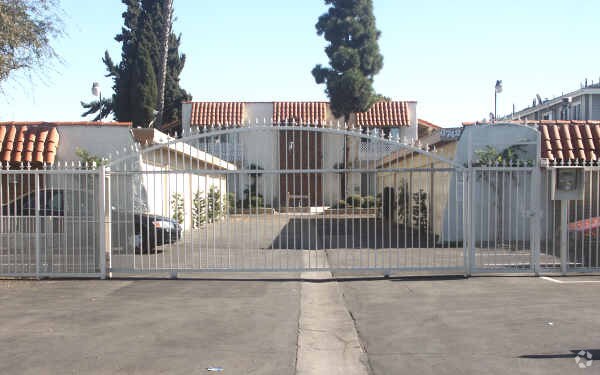 Photo - Westwood Apartments