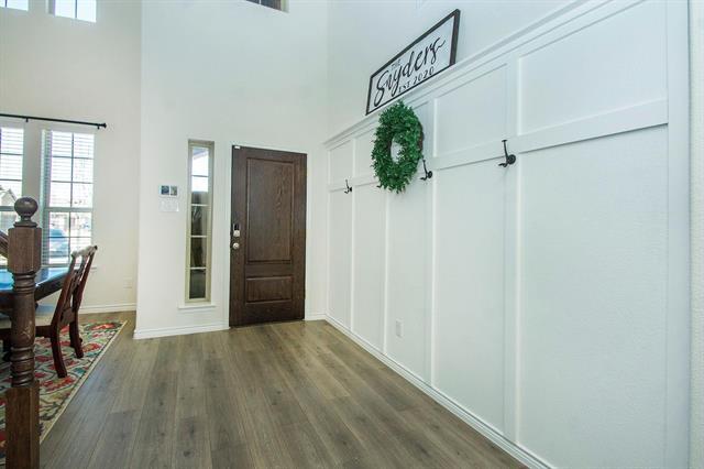 204 Cowboy Wy
