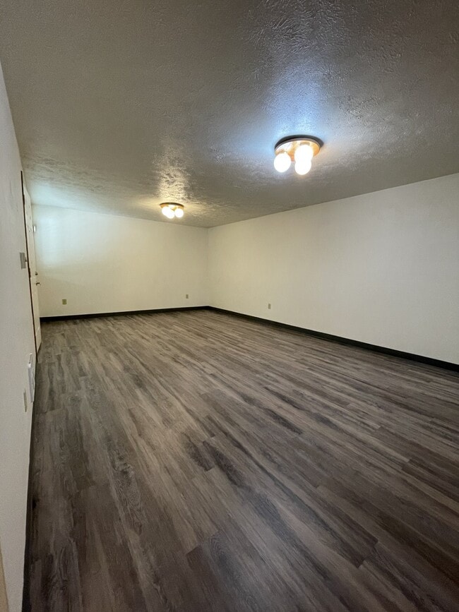 309 4th St Unit 309