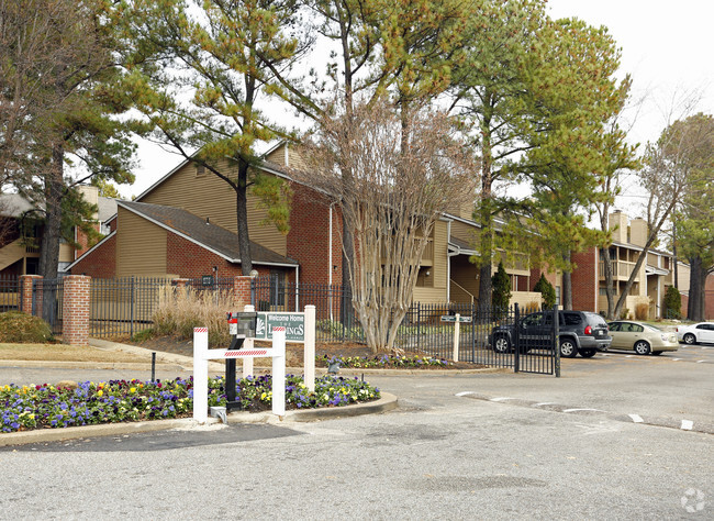 Building Photo - Landings At Winchester Rental