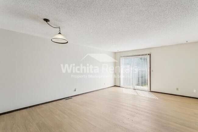 Photo - 2339 N Rutland Ct Unit 1
