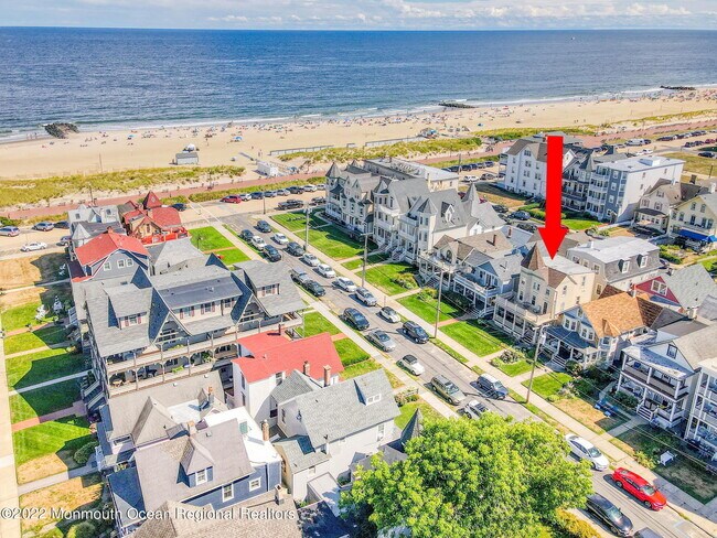 8 Surf Ave