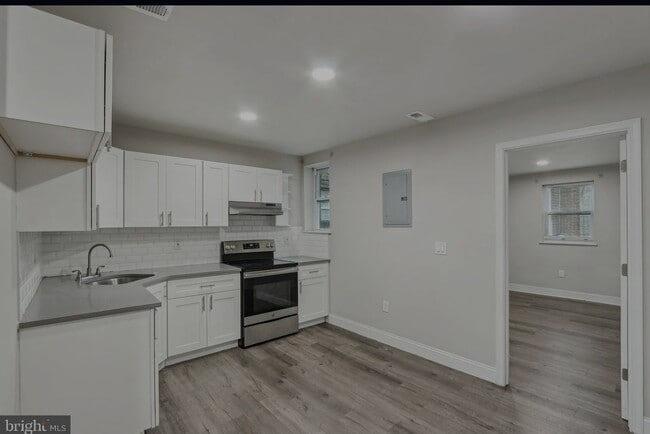 Photo - 5425 Ridgewood St Unit #2