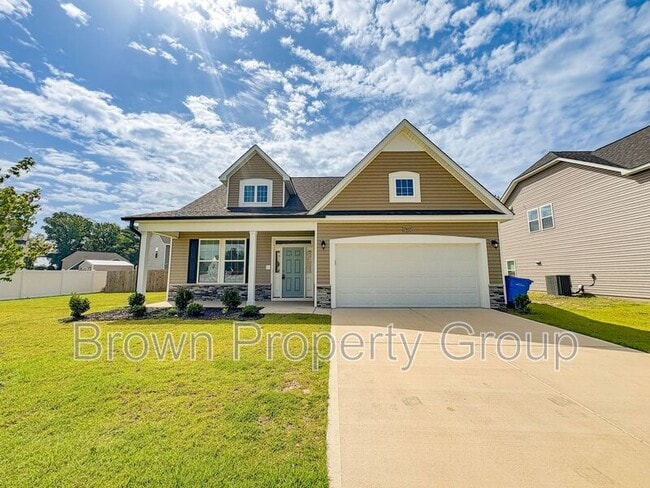 Building Photo - 5611 Pondhaven Dr