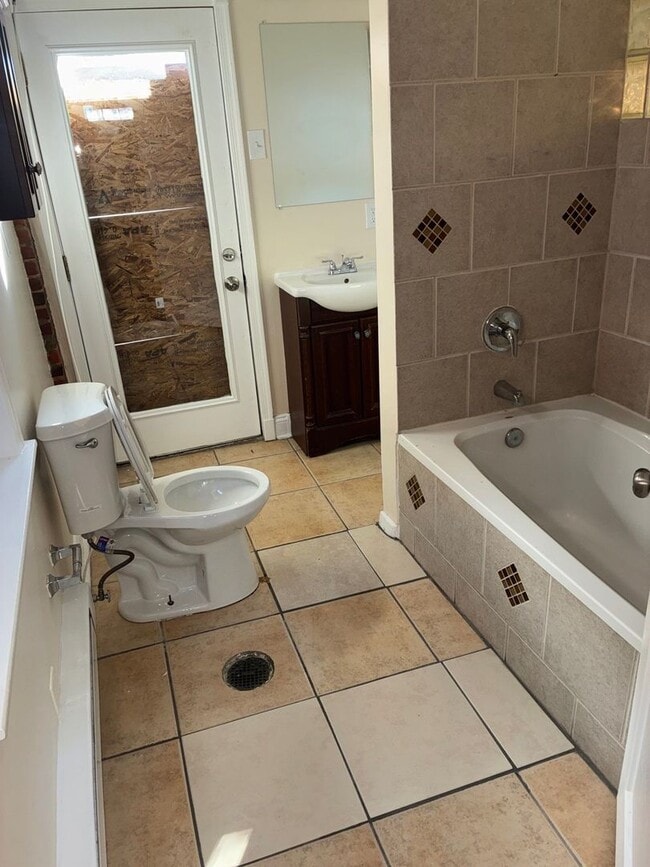 Photo - 513 Callender St