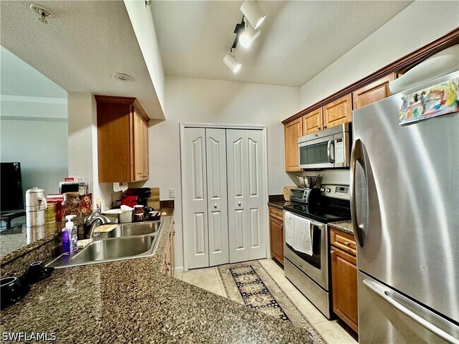 12935 Violino Ln Unit 104