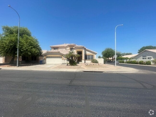 Building Photo - 922 N Sicily Dr Rental