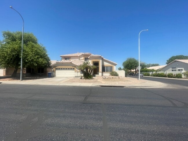 Building Photo - 922 N Sicily Dr Rental