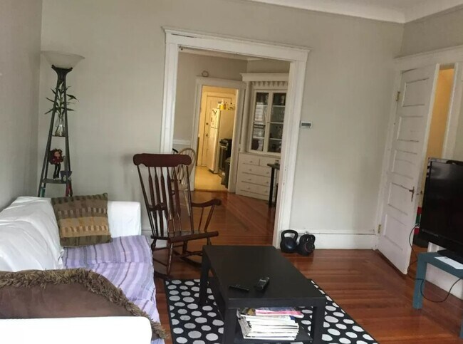 Photo - 85 Lowden Ave Unit 2