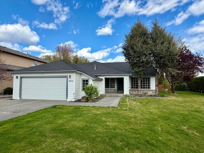 Photo - One Level, Golf Course Living- 3 bed + office, 2 bath