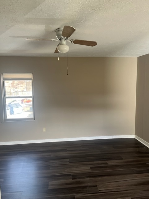 3703 Alexis St Unidad Rear