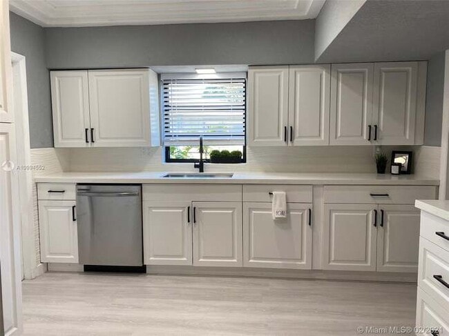 Photo - 171 Penn Way