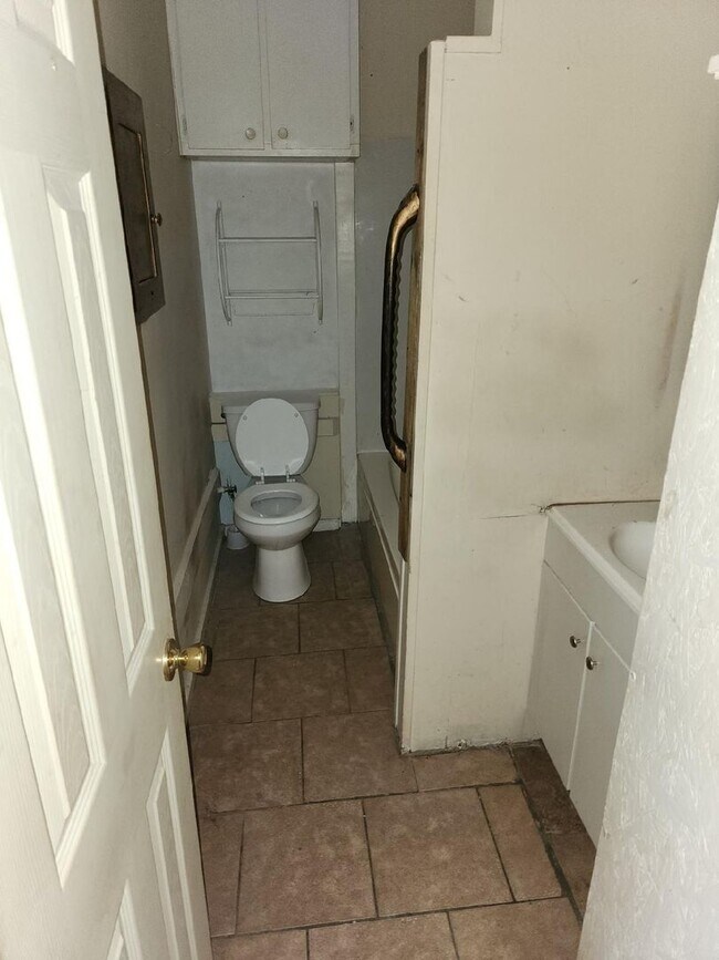331 CR 805 Unit 1