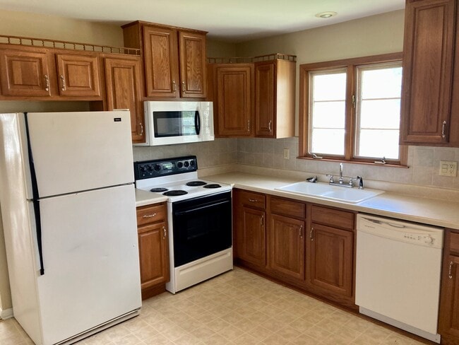 Photo - 310 S Clayton Ave Unit 310