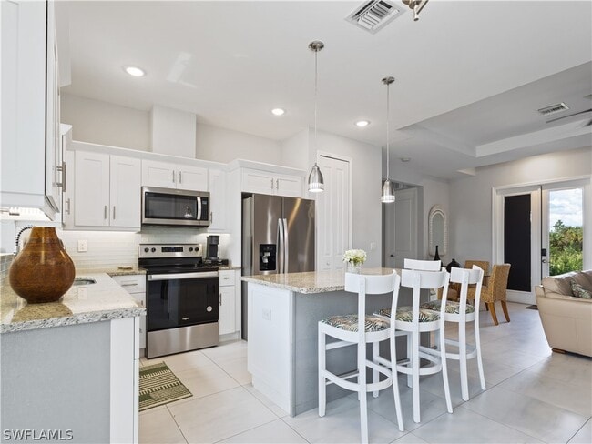 Photo - 490 37th Ave NW