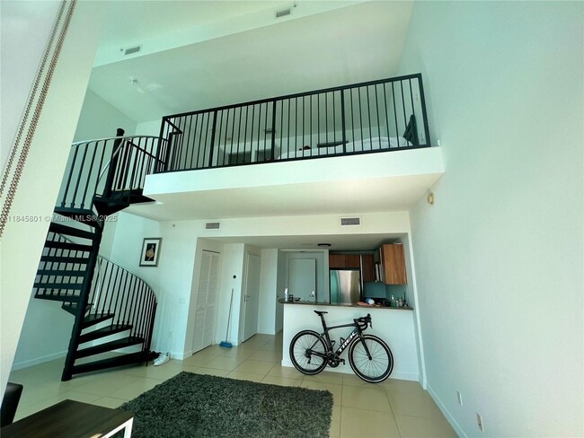 Photo - 300 S Biscayne Blvd Condo