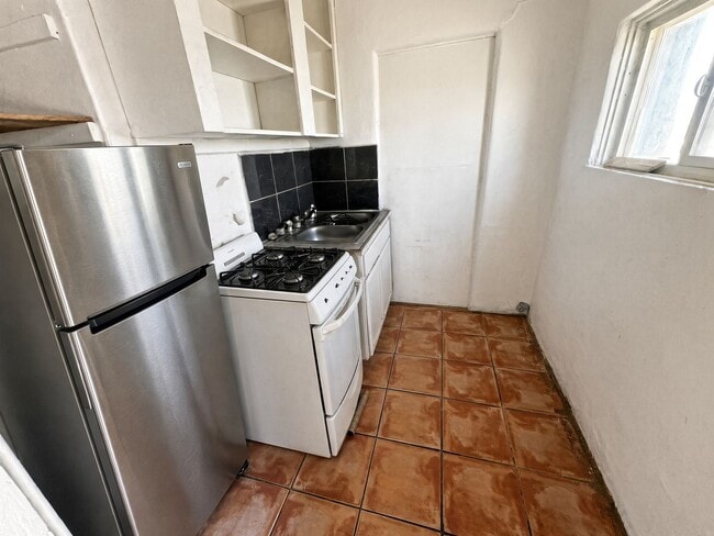 72061-72067 Joshua Dr.