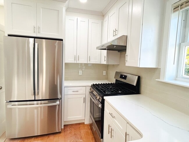 Photo - 27 Waverly St Unidad 1