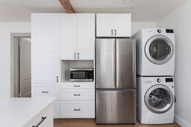 Photo - 705 Ivey Cir