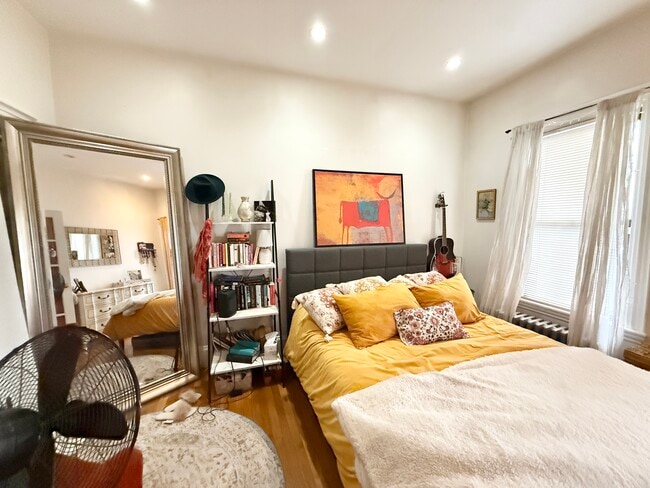 Photo - 81 Old Harbor St Unit 1