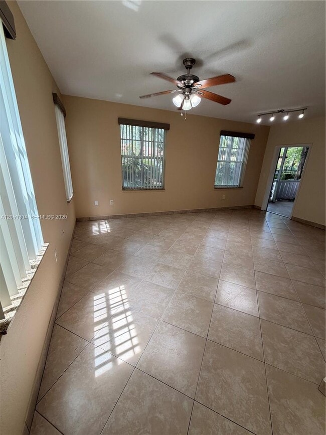 Photo - 6640 W Sample Rd Unit 6640