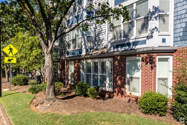 Photo - Fourth Ward Square