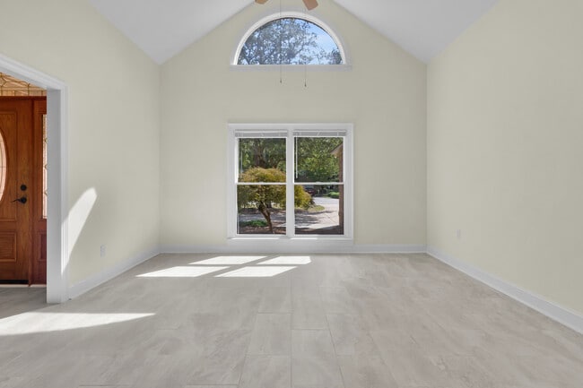 Photo - 1216 Barkentine Dr