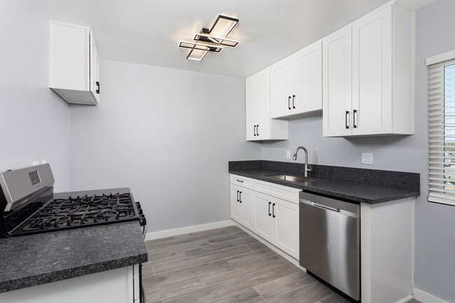 Apex Apartment Homes