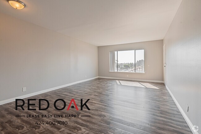 Building Photo - Gorgeous One Bedroom with Spacious Rooms F... Unit 313 Rental