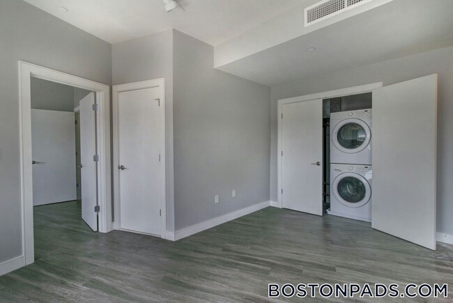 Building Photo - 23 Central Ave Rental