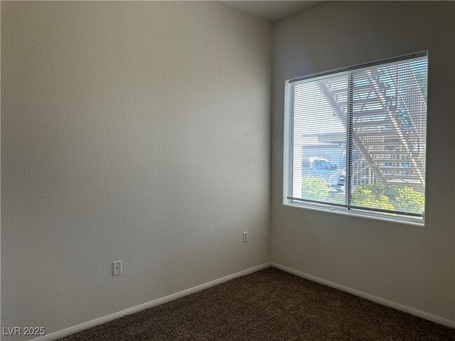 Photo - 2305 W Horizon Ridge Pkwy Unidad 3611