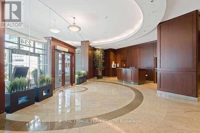 Photo - 234 Rideau St Unit 509