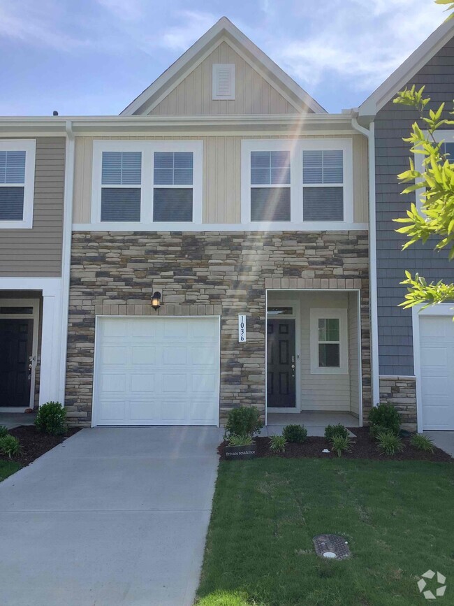 Building Photo - 1036 Sweet Woodruff Dr Rental