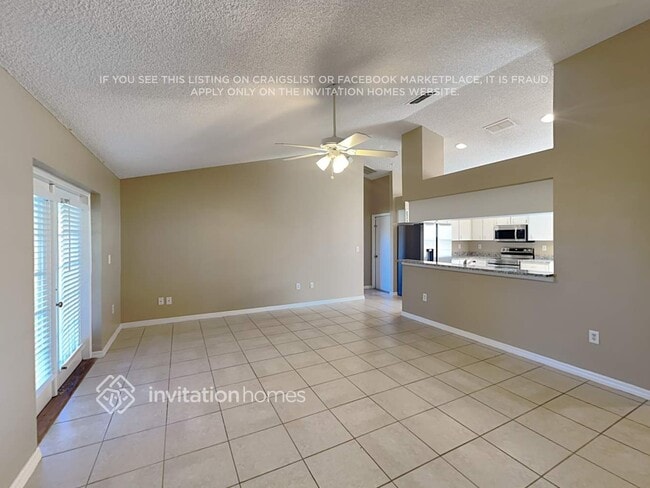 Photo - 120 Mango Ct