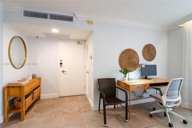 Photo - 5161 Collins Ave Unit 404