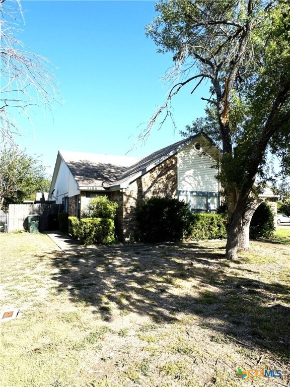 Photo - 5106 Colonel Travis Townhome